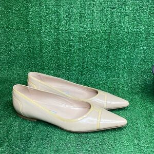 Manolo Blahnik Elegant Nude / Tan + patent inserts Women's Flats Size 7